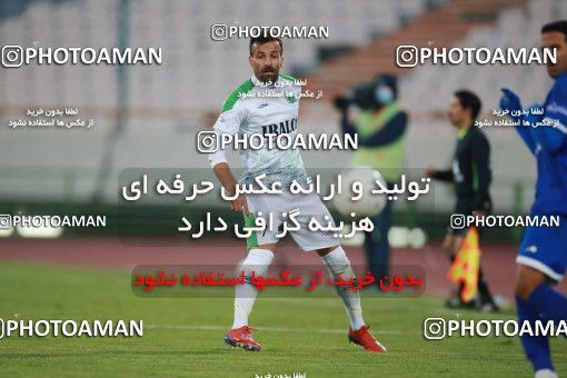 1549425, Tehran, , لیگ برتر فوتبال ایران، Persian Gulf Cup، Week 10، First Leg، Esteghlal 2 v 0 Aluminium Arak on 2021/01/04 at Azadi Stadium