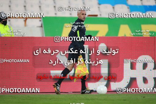 1549572, Tehran, , لیگ برتر فوتبال ایران، Persian Gulf Cup، Week 10، First Leg، Esteghlal 2 v 0 Aluminium Arak on 2021/01/04 at Azadi Stadium