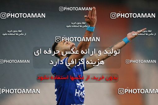 1549435, Tehran, , لیگ برتر فوتبال ایران، Persian Gulf Cup، Week 10، First Leg، Esteghlal 2 v 0 Aluminium Arak on 2021/01/04 at Azadi Stadium