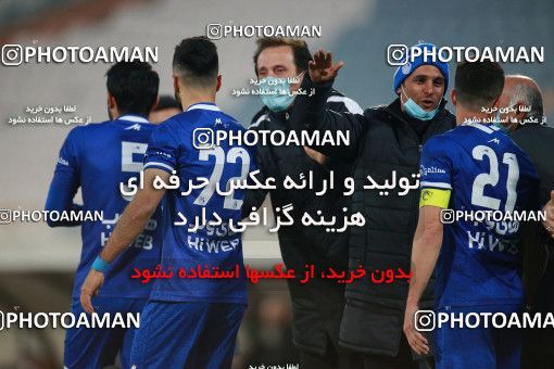 1549483, Tehran, , لیگ برتر فوتبال ایران، Persian Gulf Cup، Week 10، First Leg، Esteghlal 2 v 0 Aluminium Arak on 2021/01/04 at Azadi Stadium