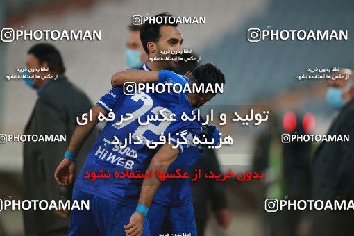 1549577, Tehran, , لیگ برتر فوتبال ایران، Persian Gulf Cup، Week 10، First Leg، Esteghlal 2 v 0 Aluminium Arak on 2021/01/04 at Azadi Stadium