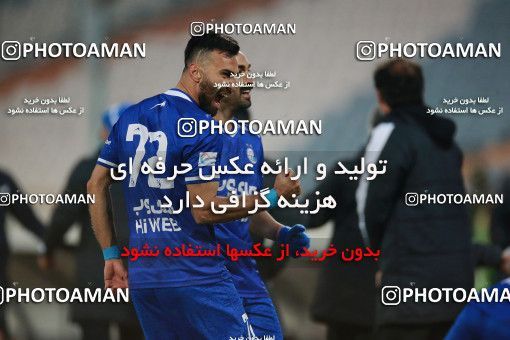 1549472, Tehran, , لیگ برتر فوتبال ایران، Persian Gulf Cup، Week 10، First Leg، Esteghlal 2 v 0 Aluminium Arak on 2021/01/04 at Azadi Stadium