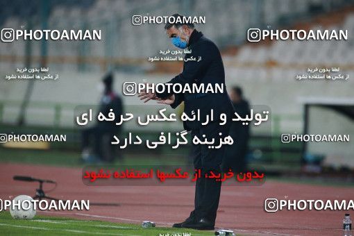 1549593, Tehran, , لیگ برتر فوتبال ایران، Persian Gulf Cup، Week 10، First Leg، Esteghlal 2 v 0 Aluminium Arak on 2021/01/04 at Azadi Stadium