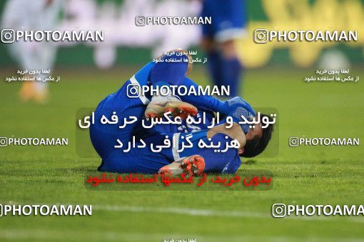 1549595, Tehran, , لیگ برتر فوتبال ایران، Persian Gulf Cup، Week 10، First Leg، Esteghlal 2 v 0 Aluminium Arak on 2021/01/04 at Azadi Stadium