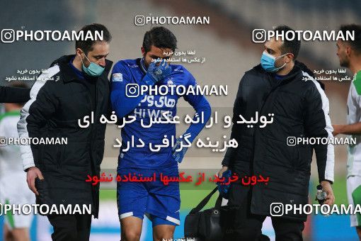 1549735, Tehran, , لیگ برتر فوتبال ایران، Persian Gulf Cup، Week 10، First Leg، Esteghlal 2 v 0 Aluminium Arak on 2021/01/04 at Azadi Stadium