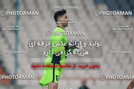 1549637, Tehran, , لیگ برتر فوتبال ایران، Persian Gulf Cup، Week 10، First Leg، Esteghlal 2 v 0 Aluminium Arak on 2021/01/04 at Azadi Stadium