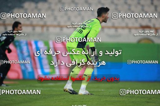 1549763, Tehran, , لیگ برتر فوتبال ایران، Persian Gulf Cup، Week 10، First Leg، Esteghlal 2 v 0 Aluminium Arak on 2021/01/04 at Azadi Stadium