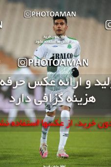 1549615, Tehran, , لیگ برتر فوتبال ایران، Persian Gulf Cup، Week 10، First Leg، Esteghlal 2 v 0 Aluminium Arak on 2021/01/04 at Azadi Stadium