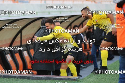 1553054, Tehran, Iran, لیگ برتر فوتبال ایران، Persian Gulf Cup، Week 7، First Leg، Persepolis 0 v 0 Sepahan on 2021/01/05 at Azadi Stadium