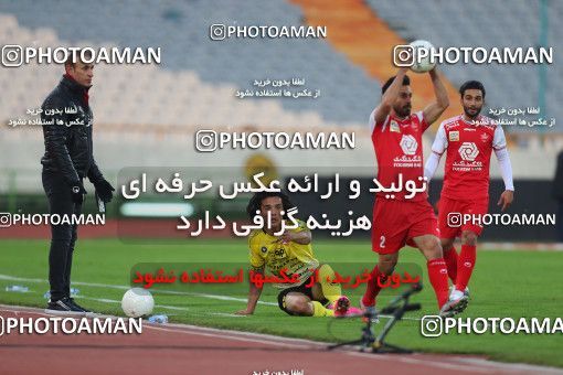 1553053, Tehran, Iran, لیگ برتر فوتبال ایران، Persian Gulf Cup، Week 7، First Leg، Persepolis 0 v 0 Sepahan on 2021/01/05 at Azadi Stadium