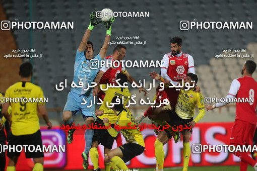 1553075, Tehran, Iran, لیگ برتر فوتبال ایران، Persian Gulf Cup، Week 7، First Leg، Persepolis 0 v 0 Sepahan on 2021/01/05 at Azadi Stadium