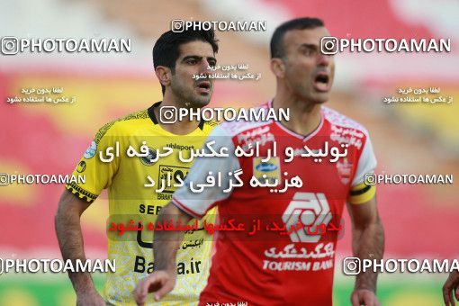 1550833, Tehran, Iran, لیگ برتر فوتبال ایران، Persian Gulf Cup، Week 7، First Leg، Persepolis 0 v 0 Sepahan on 2021/01/05 at Azadi Stadium