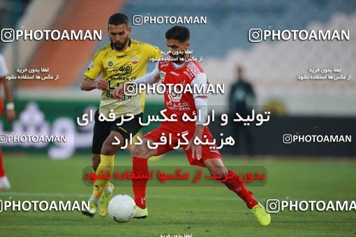 1550792, Tehran, Iran, لیگ برتر فوتبال ایران، Persian Gulf Cup، Week 7، First Leg، Persepolis 0 v 0 Sepahan on 2021/01/05 at Azadi Stadium