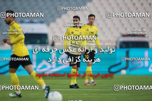 1550914, Tehran, Iran, لیگ برتر فوتبال ایران، Persian Gulf Cup، Week 7، First Leg، Persepolis 0 v 0 Sepahan on 2021/01/05 at Azadi Stadium