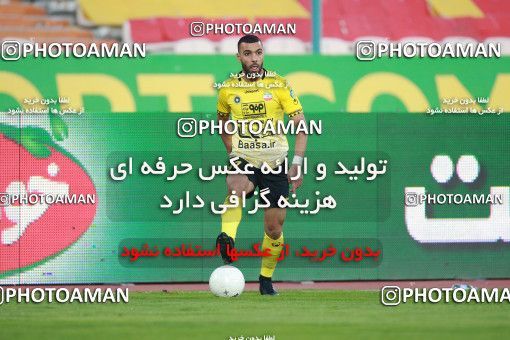 1550799, Tehran, Iran, لیگ برتر فوتبال ایران، Persian Gulf Cup، Week 7، First Leg، Persepolis 0 v 0 Sepahan on 2021/01/05 at Azadi Stadium