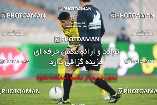 1550959, Tehran, Iran, لیگ برتر فوتبال ایران، Persian Gulf Cup، Week 7، First Leg، Persepolis 0 v 0 Sepahan on 2021/01/05 at Azadi Stadium