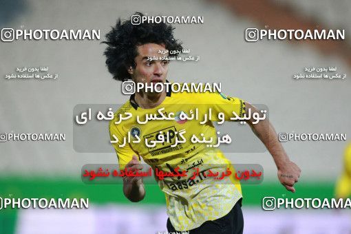 1551127, Tehran, Iran, لیگ برتر فوتبال ایران، Persian Gulf Cup، Week 7، First Leg، Persepolis 0 v 0 Sepahan on 2021/01/05 at Azadi Stadium