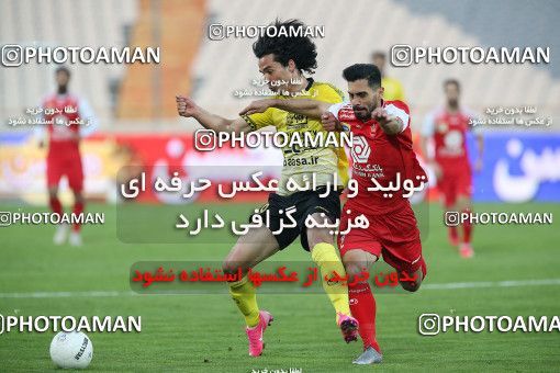 1708698, Tehran, Iran, لیگ برتر فوتبال ایران، Persian Gulf Cup، Week 7، First Leg، Persepolis 0 v 0 Sepahan on 2021/01/05 at Azadi Stadium