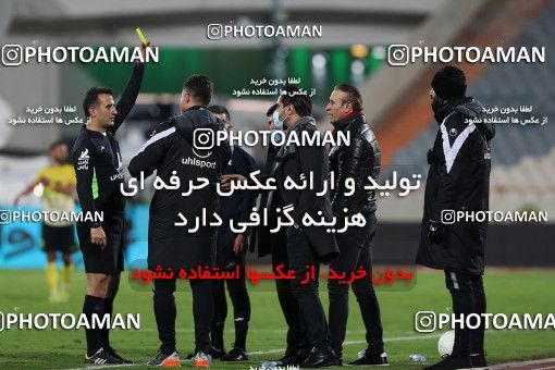 1552966, Tehran, Iran, لیگ برتر فوتبال ایران، Persian Gulf Cup، Week 7، First Leg، Persepolis 0 v 0 Sepahan on 2021/01/05 at Azadi Stadium