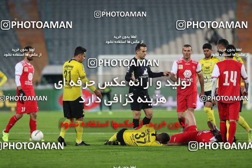 1552990, Tehran, Iran, لیگ برتر فوتبال ایران، Persian Gulf Cup، Week 7، First Leg، Persepolis 0 v 0 Sepahan on 2021/01/05 at Azadi Stadium