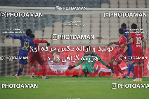 1554424, Tehran, Iran, لیگ برتر فوتبال ایران، Persian Gulf Cup، Week 8، First Leg، Esteghlal 2 v 2 Persepolis on 2021/01/11 at Azadi Stadium
