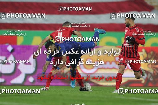 1553762, Tehran, Iran, لیگ برتر فوتبال ایران، Persian Gulf Cup، Week 8، First Leg، Esteghlal 2 v 2 Persepolis on 2021/01/11 at Azadi Stadium