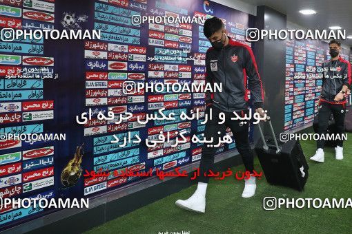 1553936, Tehran, Iran, لیگ برتر فوتبال ایران، Persian Gulf Cup، Week 8، First Leg، Esteghlal 2 v 2 Persepolis on 2021/01/11 at Azadi Stadium