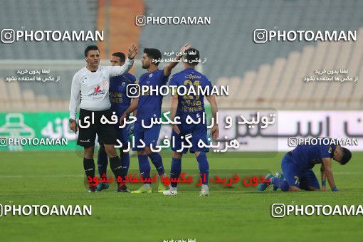 1553935, Tehran, Iran, لیگ برتر فوتبال ایران، Persian Gulf Cup، Week 8، First Leg، Esteghlal 2 v 2 Persepolis on 2021/01/11 at Azadi Stadium
