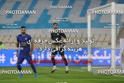 1553917, Tehran, Iran, لیگ برتر فوتبال ایران، Persian Gulf Cup، Week 8، First Leg، Esteghlal 2 v 2 Persepolis on 2021/01/11 at Azadi Stadium