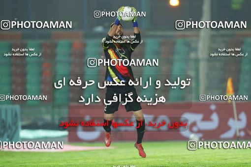 1558454, Tehran,Shahr Qods, , لیگ برتر فوتبال ایران، Persian Gulf Cup، Week 4، First Leg، Paykan 0 v 0 Esteghlal on 2020/12/01 at Shahr-e Qods Stadium