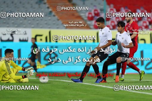 1730575, Tehran, Iran, Iran Football Pro League، Persian Gulf Cup، Week 23، Second Leg، Persepolis 1 v 0 Shahin Shahrdari Boushehr on 2020/07/04 at Azadi Stadium