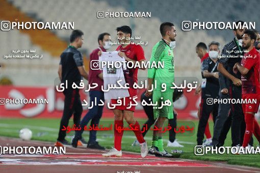 1730588, Tehran, Iran, Iran Football Pro League، Persian Gulf Cup، Week 23، Second Leg، Persepolis 1 v 0 Shahin Shahrdari Boushehr on 2020/07/04 at Azadi Stadium