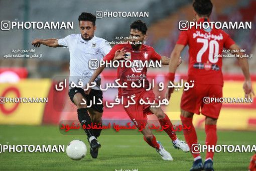 1558850, Tehran, Iran, Iran Football Pro League، Persian Gulf Cup، Week 23، Second Leg، Persepolis 1 v 0 Shahin Shahrdari Boushehr on 2020/07/04 at Azadi Stadium