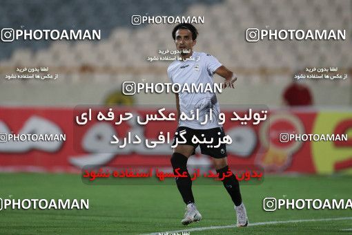 1559287, Tehran, Iran, Iran Football Pro League، Persian Gulf Cup، Week 23، Second Leg، Persepolis 1 v 0 Shahin Shahrdari Boushehr on 2020/07/04 at Azadi Stadium
