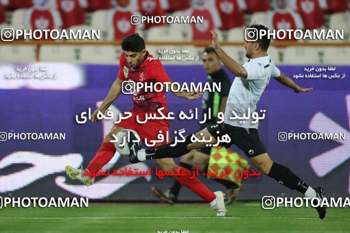 1559288, Tehran, Iran, Iran Football Pro League، Persian Gulf Cup، Week 23، Second Leg، Persepolis 1 v 0 Shahin Shahrdari Boushehr on 2020/07/04 at Azadi Stadium