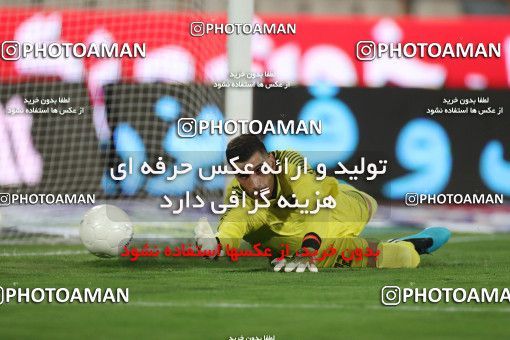 1559449, Tehran, Iran, Iran Football Pro League، Persian Gulf Cup، Week 23، Second Leg، Persepolis 1 v 0 Shahin Shahrdari Boushehr on 2020/07/04 at Azadi Stadium
