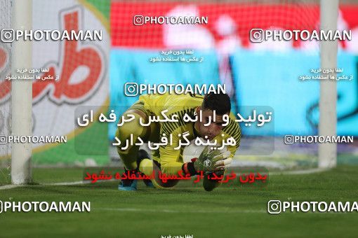 1559597, Tehran, Iran, Iran Football Pro League، Persian Gulf Cup، Week 23، Second Leg، Persepolis 1 v 0 Shahin Shahrdari Boushehr on 2020/07/04 at Azadi Stadium