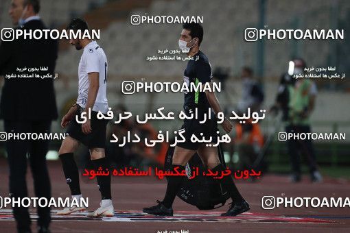 1559559, Tehran, Iran, Iran Football Pro League، Persian Gulf Cup، Week 23، Second Leg، Persepolis 1 v 0 Shahin Shahrdari Boushehr on 2020/07/04 at Azadi Stadium
