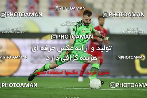 1559591, Tehran, Iran, Iran Football Pro League، Persian Gulf Cup، Week 23، Second Leg، Persepolis 1 v 0 Shahin Shahrdari Boushehr on 2020/07/04 at Azadi Stadium