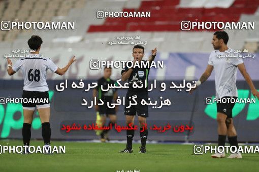 1559583, Tehran, Iran, Iran Football Pro League، Persian Gulf Cup، Week 23، Second Leg، Persepolis 1 v 0 Shahin Shahrdari Boushehr on 2020/07/04 at Azadi Stadium