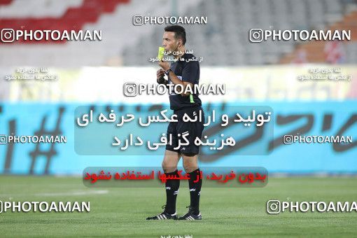 1730709, Tehran, Iran, Iran Football Pro League، Persian Gulf Cup، Week 23، Second Leg، Persepolis 1 v 0 Shahin Shahrdari Boushehr on 2020/07/04 at Azadi Stadium