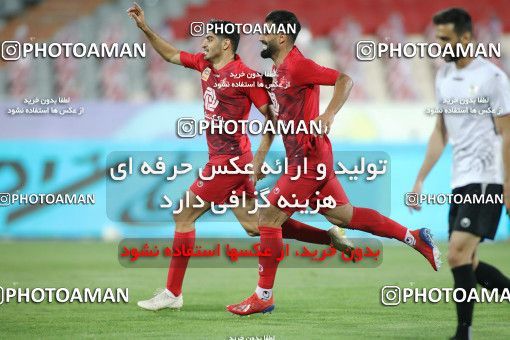 1730643, Tehran, Iran, Iran Football Pro League، Persian Gulf Cup، Week 23، Second Leg، Persepolis 1 v 0 Shahin Shahrdari Boushehr on 2020/07/04 at Azadi Stadium