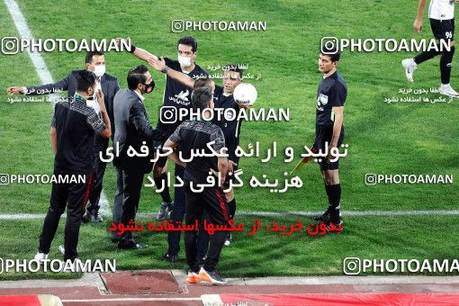 1743569, Tehran, Iran, Iran Football Pro League، Persian Gulf Cup، Week 23، Second Leg، Persepolis 1 v 0 Shahin Shahrdari Boushehr on 2020/07/04 at Azadi Stadium