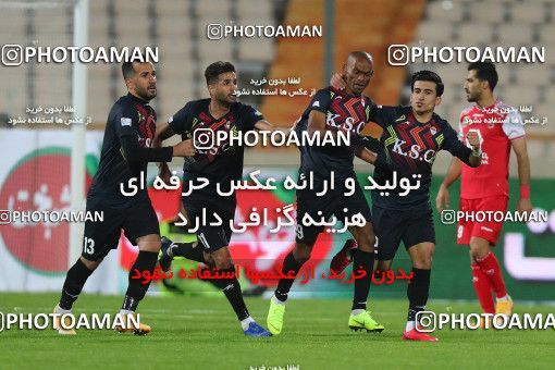 1561613, لیگ برتر فوتبال ایران، Persian Gulf Cup، Week 11، First Leg، 2021/01/18، Tehran، Azadi Stadium، Persepolis 2 - ۱ Foulad Khouzestan