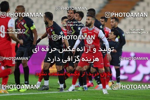 1561584, Tehran, Iran, لیگ برتر فوتبال ایران، Persian Gulf Cup، Week 11، First Leg، Persepolis 2 v 1 Foulad Khouzestan on 2021/01/18 at Azadi Stadium