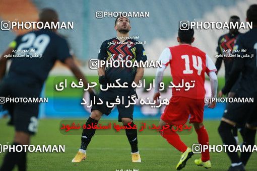 1560134, Tehran, Iran, لیگ برتر فوتبال ایران، Persian Gulf Cup، Week 11، First Leg، Persepolis 2 v 1 Foulad Khouzestan on 2021/01/18 at Azadi Stadium