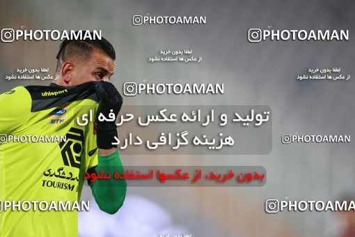 1560296, Tehran, Iran, لیگ برتر فوتبال ایران، Persian Gulf Cup، Week 11، First Leg، Persepolis 2 v 1 Foulad Khouzestan on 2021/01/18 at Azadi Stadium