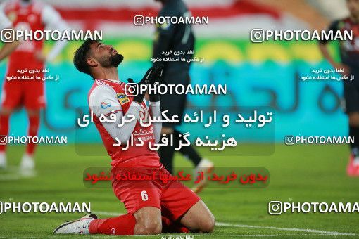 1560367, Tehran, Iran, لیگ برتر فوتبال ایران، Persian Gulf Cup، Week 11، First Leg، Persepolis 2 v 1 Foulad Khouzestan on 2021/01/18 at Azadi Stadium