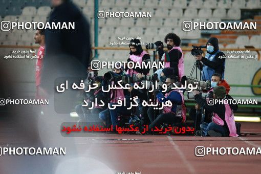 1560466, Tehran, Iran, لیگ برتر فوتبال ایران، Persian Gulf Cup، Week 11، First Leg، Persepolis 2 v 1 Foulad Khouzestan on 2021/01/18 at Azadi Stadium