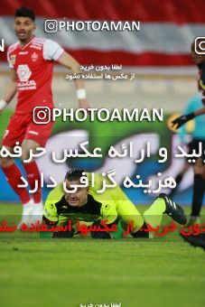 1560405, Tehran, Iran, لیگ برتر فوتبال ایران، Persian Gulf Cup، Week 11، First Leg، Persepolis 2 v 1 Foulad Khouzestan on 2021/01/18 at Azadi Stadium